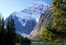 亚历山大32分哈腾21+8 雷霆力克火箭晋级决赛.